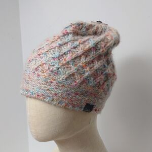 Cabela's Women's Winter Beanie Hat Multi-Colored Acrylic Blend Nwt OS